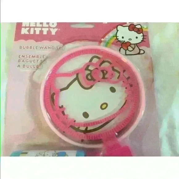 Bundle of 3 Hello Kitty Bubble Wand Set Party - Picture 3 of 4